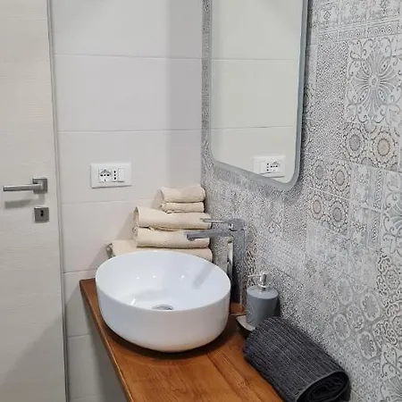 Guest house Luciae Domus Roccascalegna