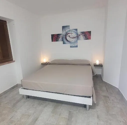 Luciae Domus בית הארחה 3*