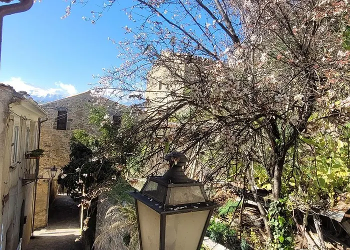 Luciae Domus בית הארחה 3*