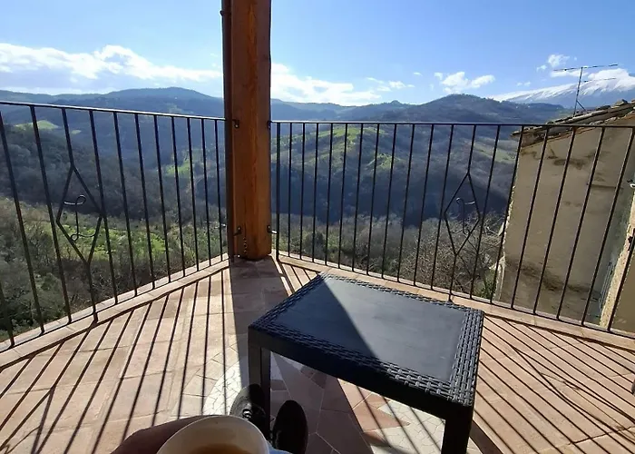 Luciae Domus בית הארחה 3*